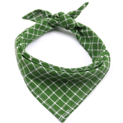 Stylish plaid bandana made of premium New Zealand cotton for pets, available in small and medium sizes