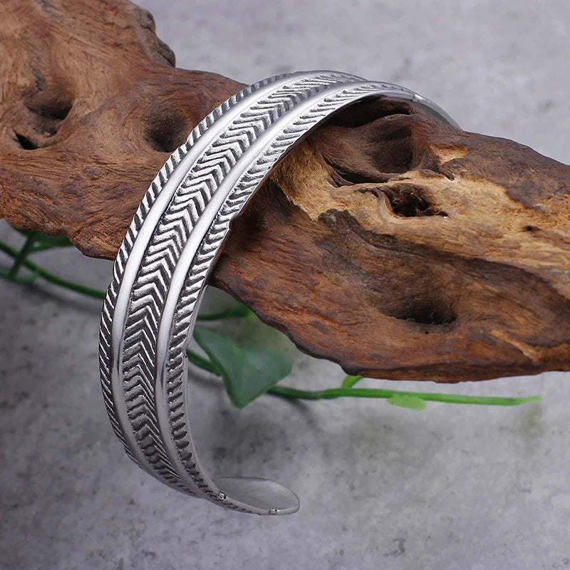 Stylish men's retro stainless steel bracelet with geometric design, perfect for the modern Kiwi bloke