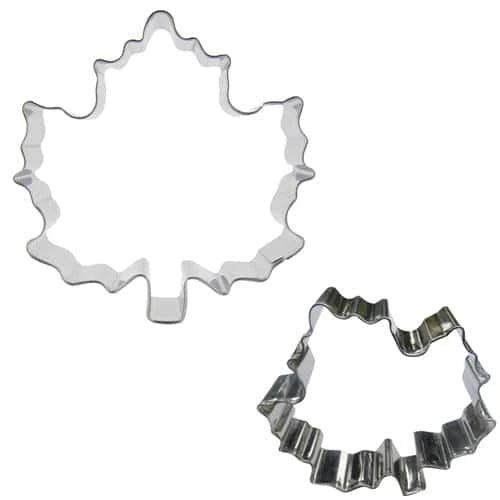 Maple Leaf-Shaped Stainless Steel Cookie Cutter - Eco-Friendly Kiwi-Made Baking Tool