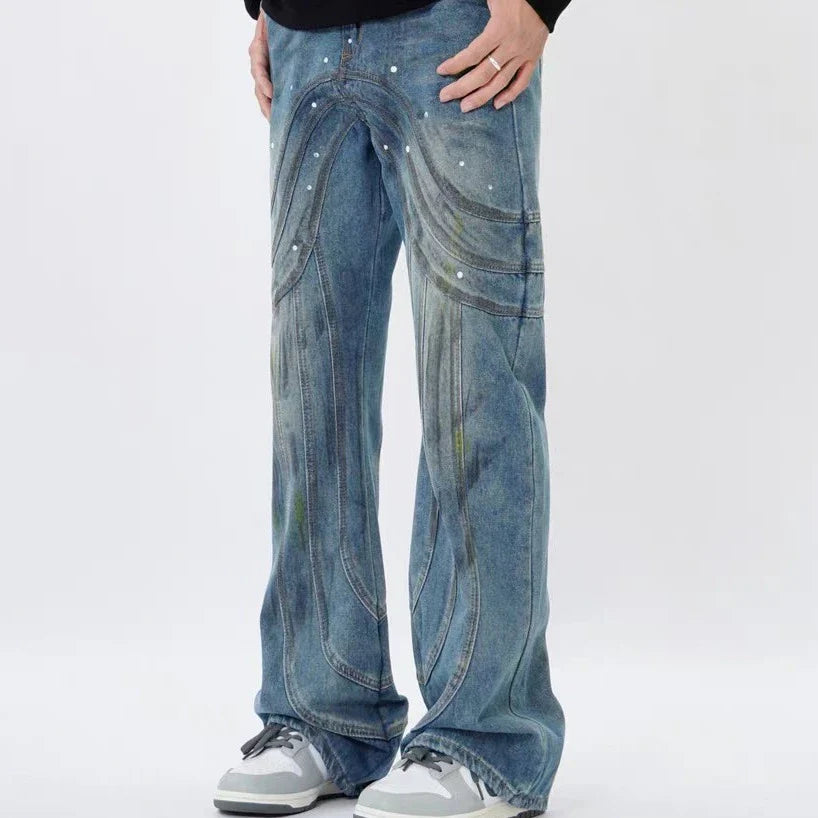 Sustainable, loose-fitting men's denim jeans in classic black and blue colours with modern stitching details