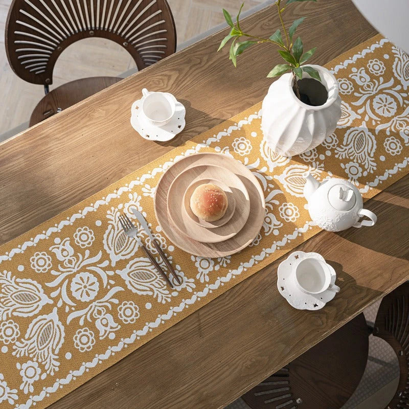 Jacquard Contrasting Color Table Runner with geometric pattern in contrasting colours