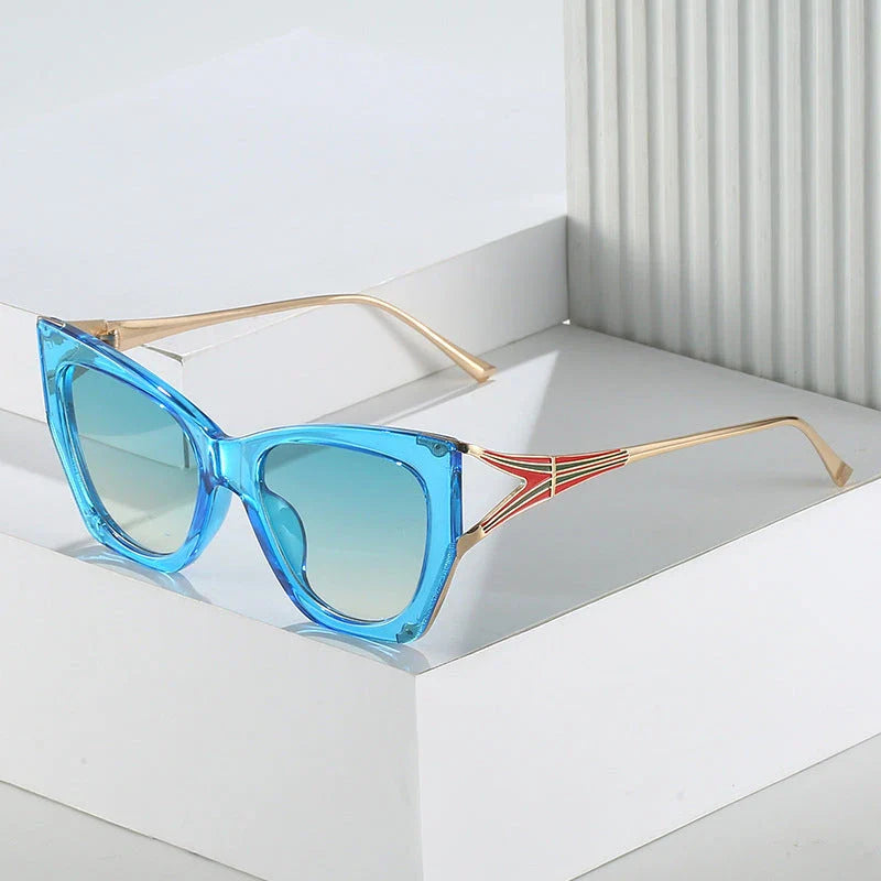 Fashionable blue gradient cat eye sunglasses with UV400 protection and a sleek metal frame