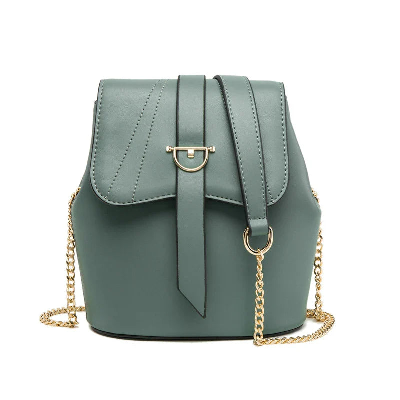 Large Capacity Chain Bag in Orange with Adjustable Strap and Stylish Chain Detailing