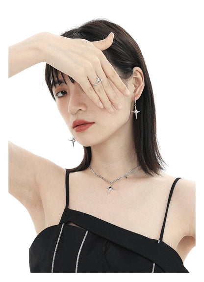 Asymmetric four-star silver earrings with a sophisticated Japan and South Korea-inspired design, ideal for Kiwi fashion enthusiasts.