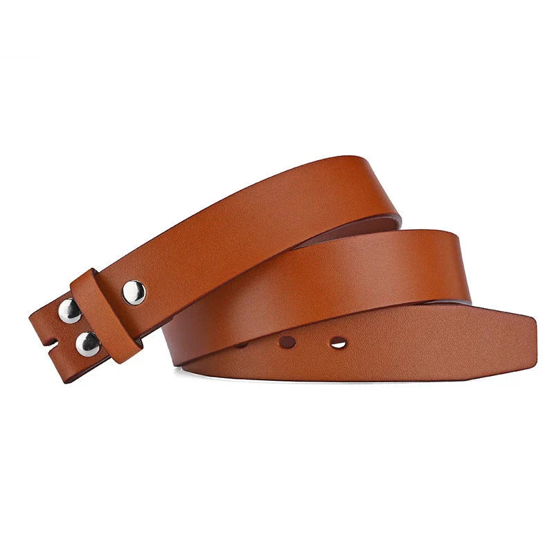 Stylish and durable leather belt with snap fastener, perfect for Kiwi business professionals and casual wear
