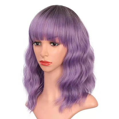 Stylish curly wig with wispy bangs in a variety of colors, perfect for adding a touch of glamour to any Kiwi look.