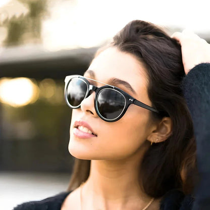 Stylish polarized sunglasses with a classic pilot design, perfect for Kiwi outdoor enthusiasts