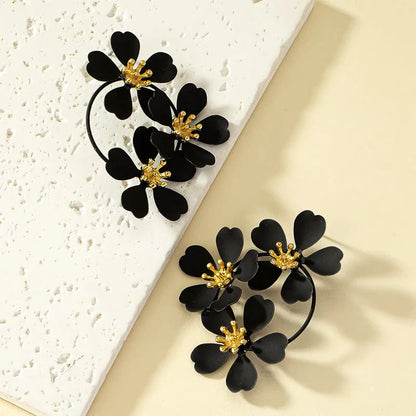 Elegant Camellia Flower Drop Earrings - A Charming Kiwi Accessory with Three Delicate Floral Blooms