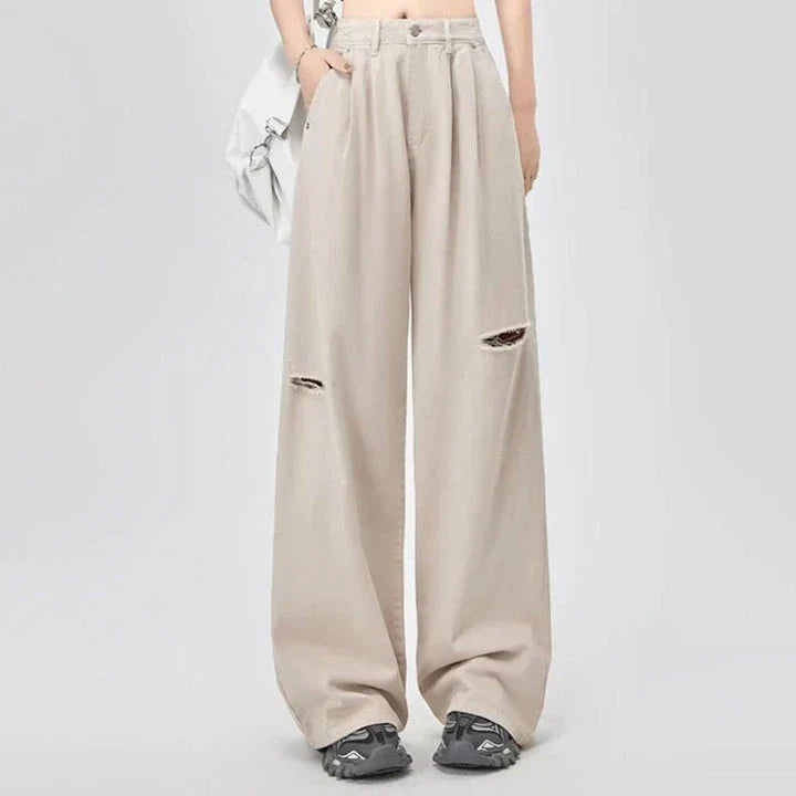 High-waisted wide leg jeans in a light wash denim perfect for casual Kiwi style