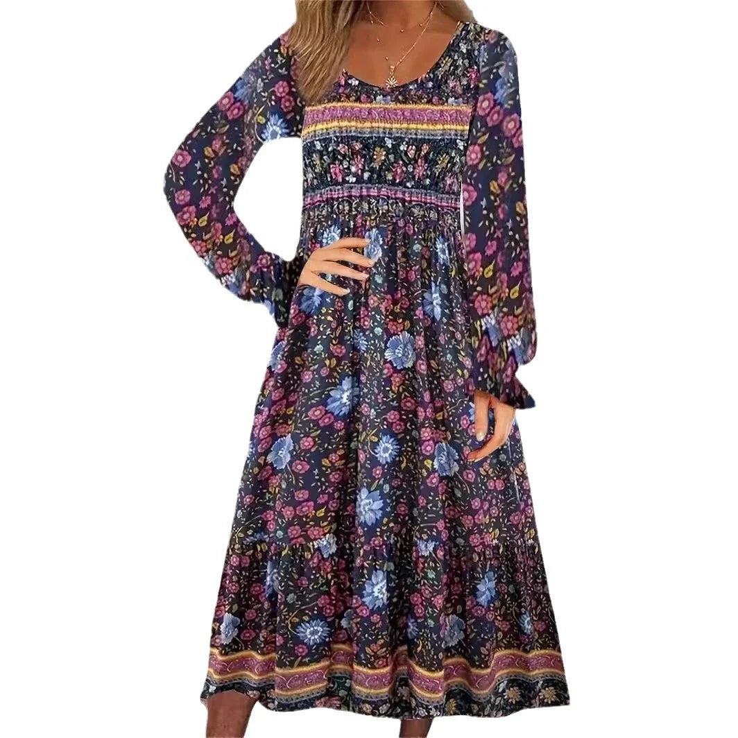 Stylish printed pullover dress with pockets, perfect for commuting and everyday wear