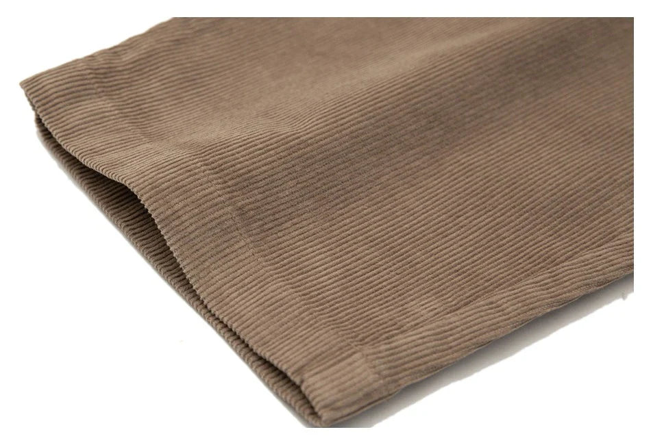 Stylish retro-inspired corduroy casual pants in a straight-leg fit, perfect for the laid-back Kiwi lifestyle.