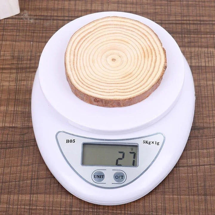 Compact and durable digital kitchen scales with an easy-to-read LCD display, perfect for Kiwi cooks and health-conscious individuals.