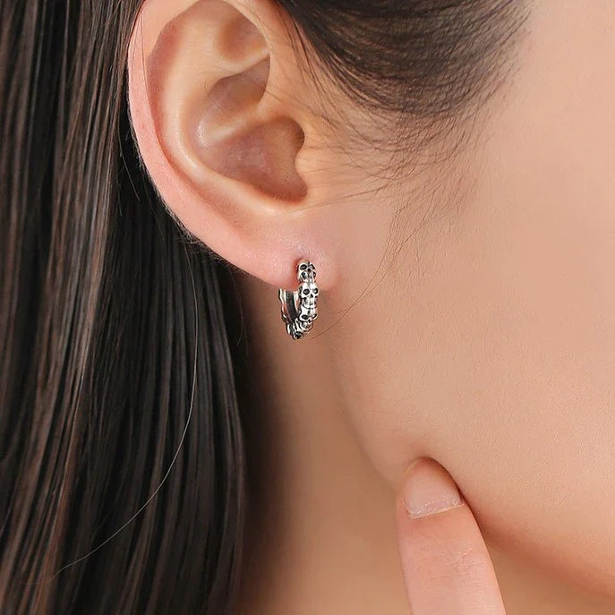 Premium 925 sterling silver skull earrings with a rebellious yet elegant design, perfect for adding a touch of Kiwi flair to any outfit.