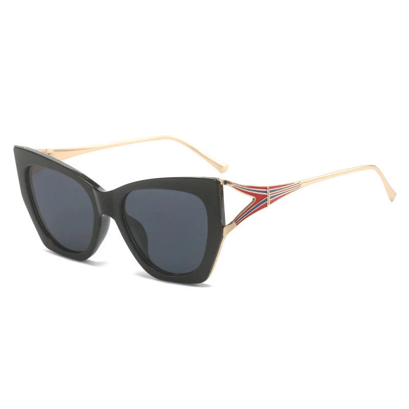 Fashionable blue gradient cat eye sunglasses with UV400 protection and a sleek metal frame