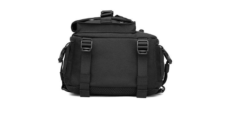 A rugged, waterproof crossbody bag with an adjustable, telescopic design for active Kiwi men