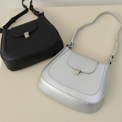 Stylish vegan leather shoulder bag in a modern, sophisticated design for the modern Kiwi woman