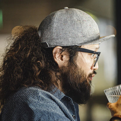 Stylish flat-brimmed peak cap made from premium polyester fibre for Kiwi men's fashion