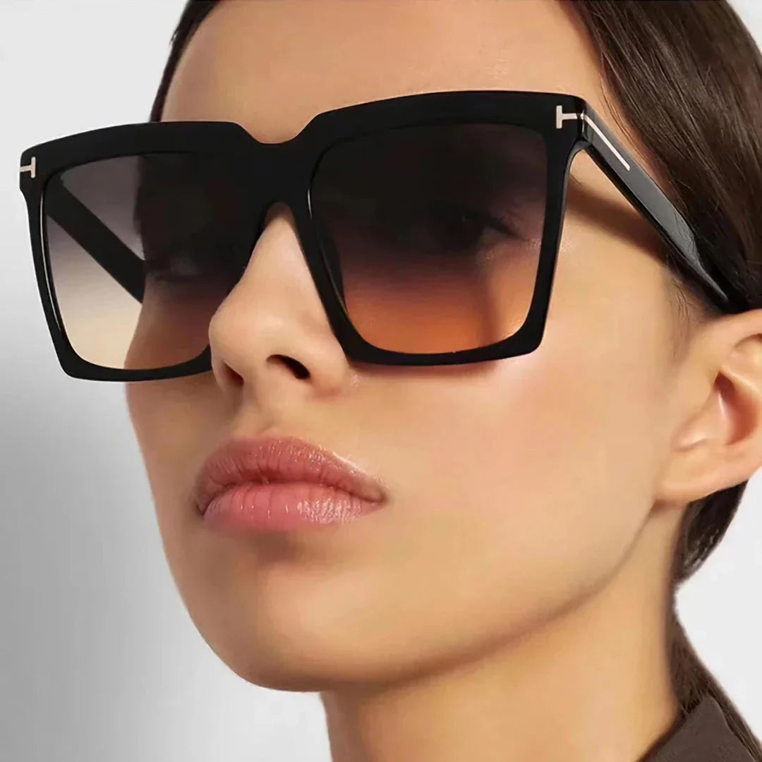 Chic oversized square sunglasses in black with gradient lenses for Kiwi women