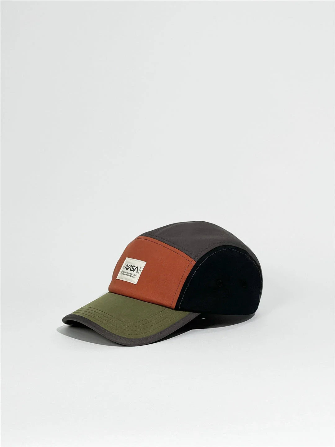 Retro Baseball Cap in vibrant colours, featuring premium cotton construction and adjustable strap for a comfortable fit