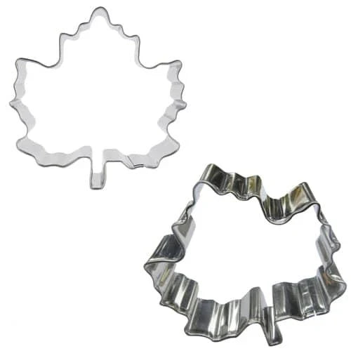 Maple Leaf-Shaped Stainless Steel Cookie Cutter - Eco-Friendly Kiwi-Made Baking Tool