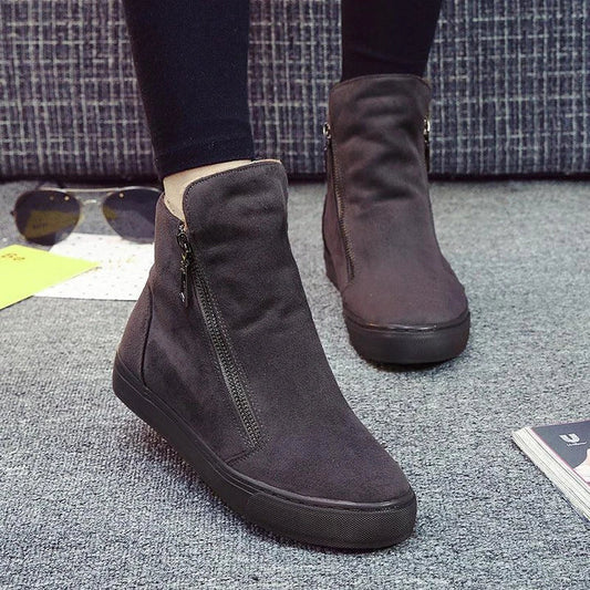 Cosy cotton ankle boots with plush lining, side zip, and wear-resistant outsole for Kiwi-inspired comfort and style.