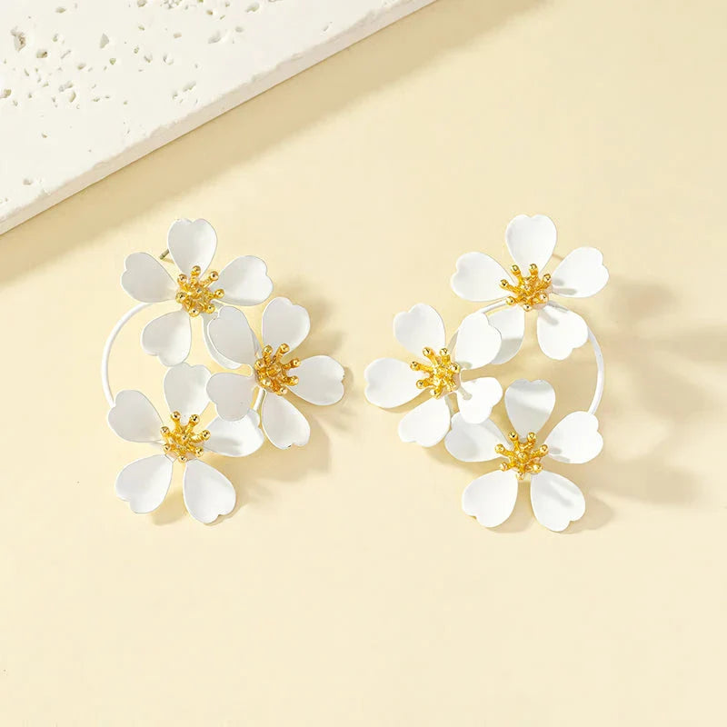 Elegant Camellia Flower Drop Earrings - A Charming Kiwi Accessory with Three Delicate Floral Blooms