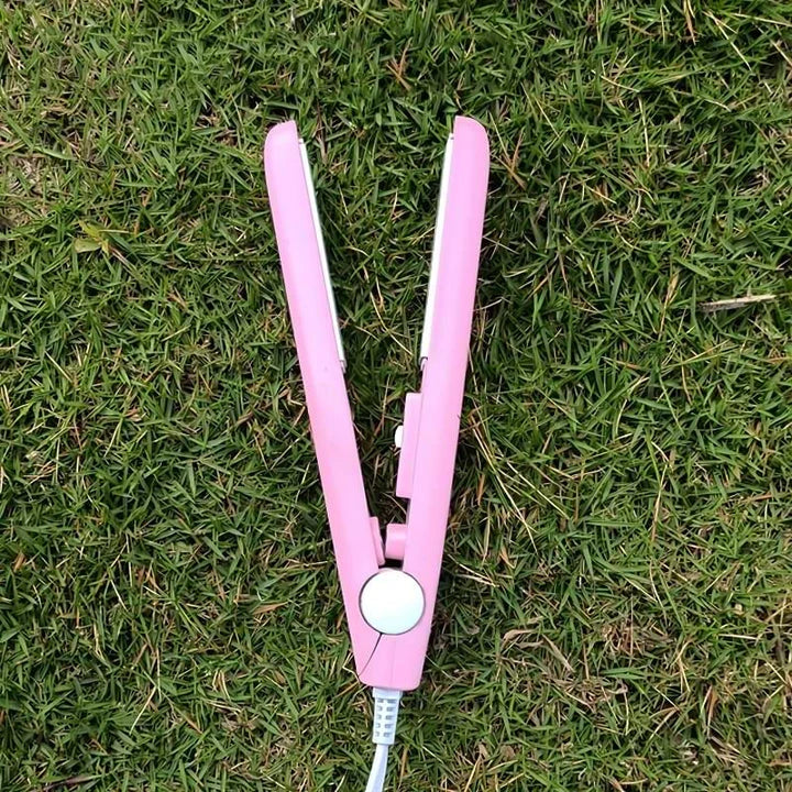 Trendha 3-in-1 Professional Mini Hair Styler with ceramic plates, rapid heating, and versatile styling options