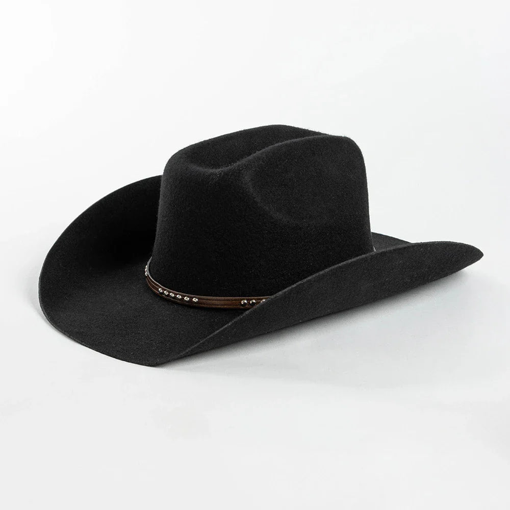 A stylish denim hat with rivet detailing, perfect for autumn weather in New Zealand.
