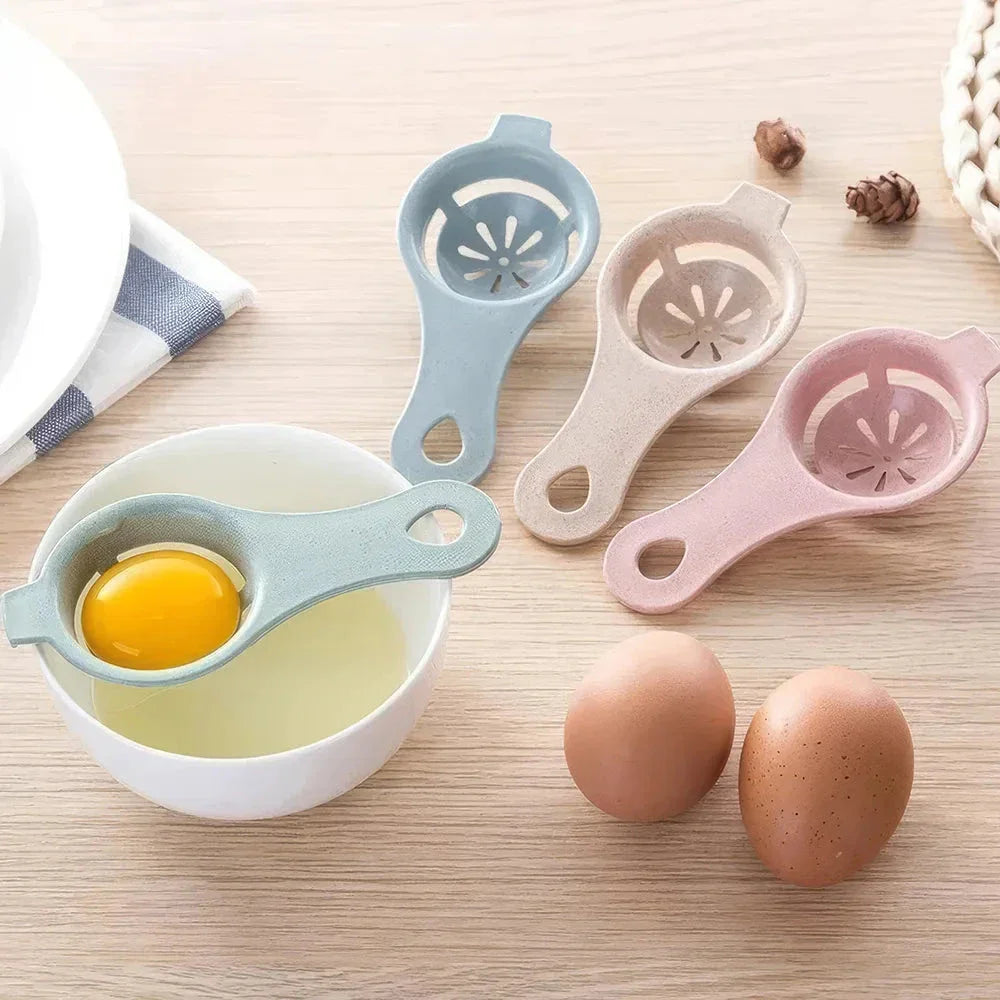 Effortless Egg Separator - A premium Kiwi-designed kitchen tool for precise egg white and yolk separation