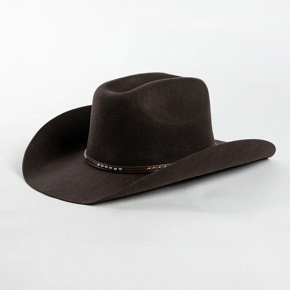 A stylish denim hat with rivet detailing, perfect for autumn weather in New Zealand.