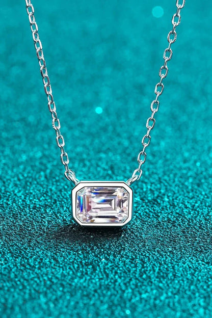 Stunning 1 carat moissanite pendant necklace in silver, featuring premium 925 sterling silver construction and rhodium plating