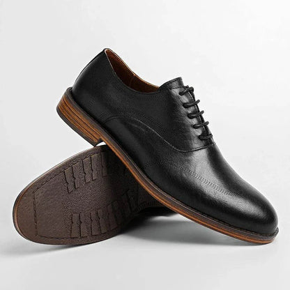 Premium men's business shoes with a refined retro design, crafted from durable cowhide leather with slip-resistant soles