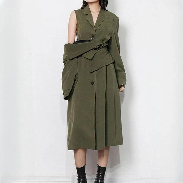 Elegant high-waist windbreaker trench coat for women, featuring a turn-down collar, single-breasted closure, and removable long sleeves.