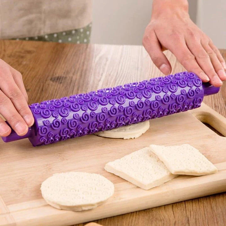 Eco-Friendly Purple Patterned Rolling Pin - Sustainable and Stylish Kitchen Baking Accessory for Kiwi Bakers