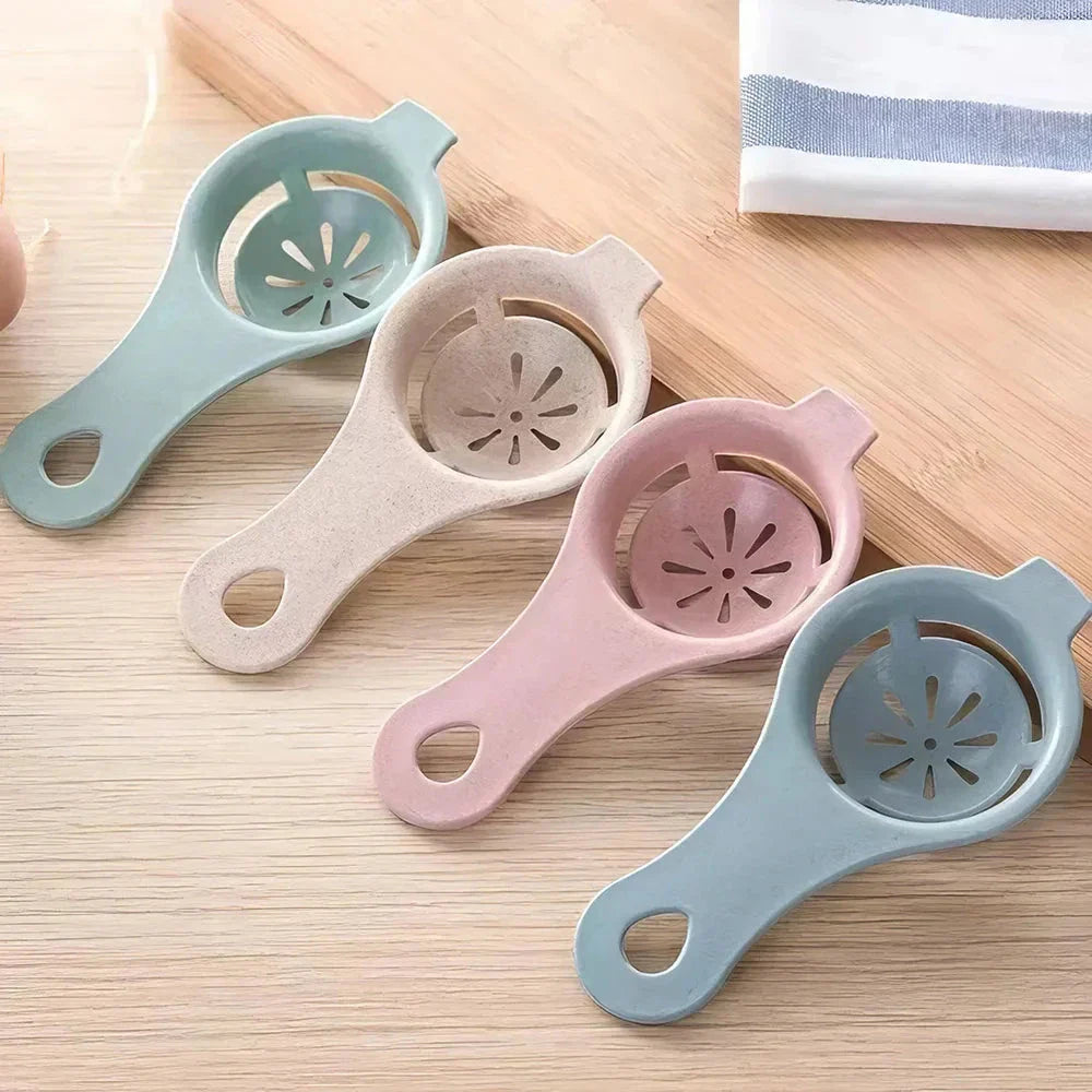 Effortless Egg Separator - A premium Kiwi-designed kitchen tool for precise egg white and yolk separation