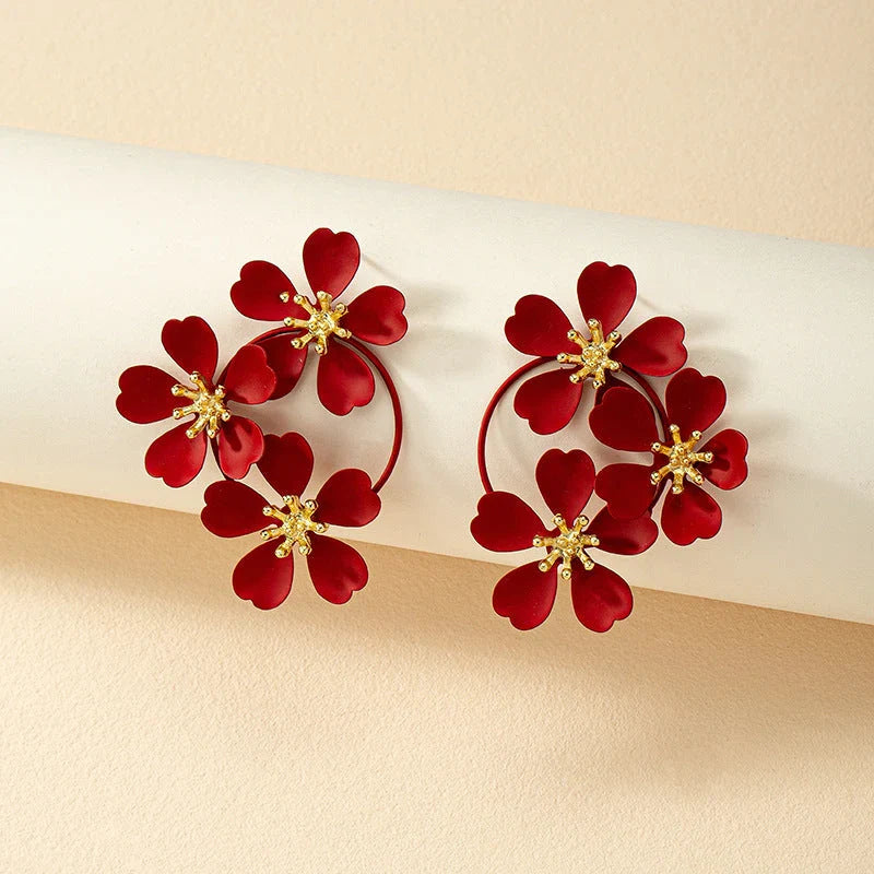 Elegant Camellia Flower Drop Earrings - A Charming Kiwi Accessory with Three Delicate Floral Blooms