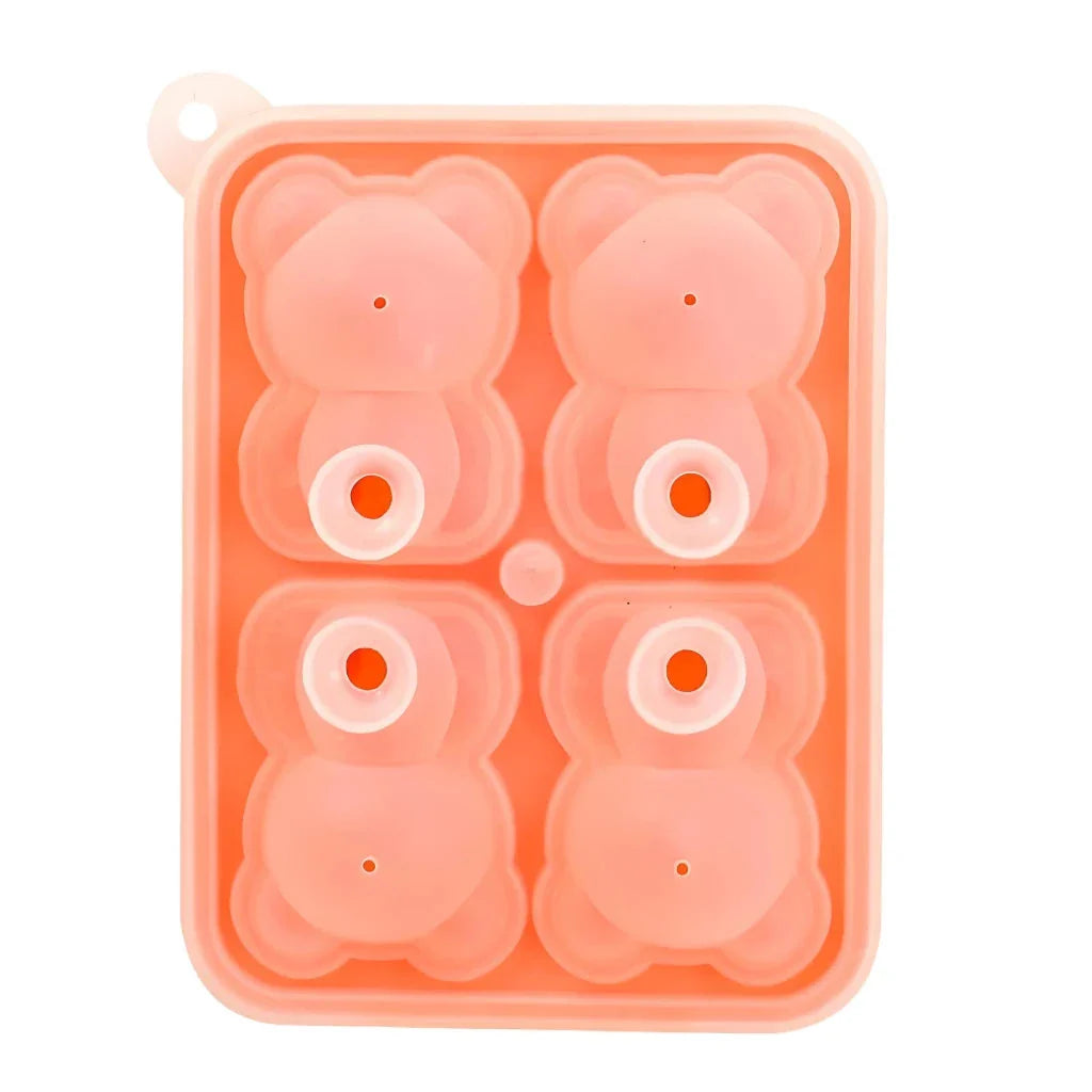 Bear-shaped ice cube mould made of premium silicone for making frozen treats and drinks