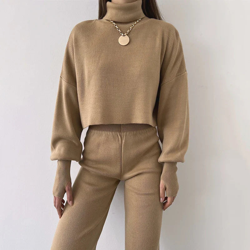 A cosy, high-quality turtleneck fashion set in a variety of stylish colours, designed for the ultimate in Kiwi comfort and style.