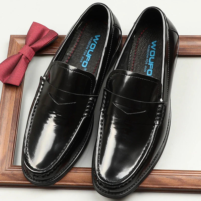 Stylish one-foot patent leather loafers with round toe and flat heel, perfect for the Kiwi commuter