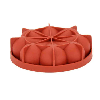 Versatile eco-friendly silicone cake mould with flower design for easy baking and beautiful cake presentations