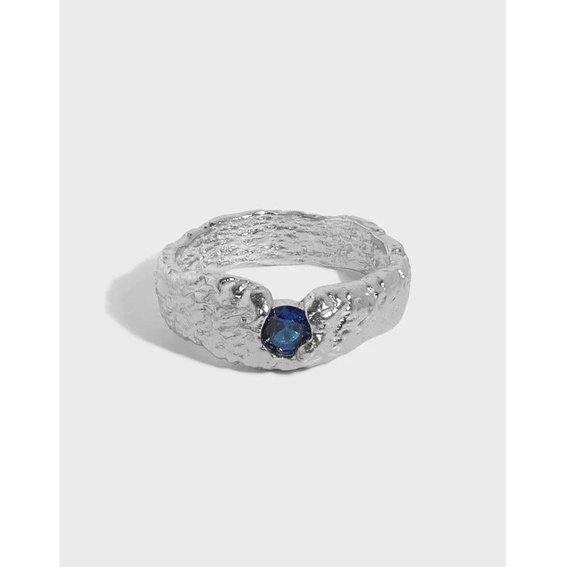 Trendha Zircon Cocktail Ring - Shimmering silver ring with premium zircon stones, a timeless accessory for any occasion