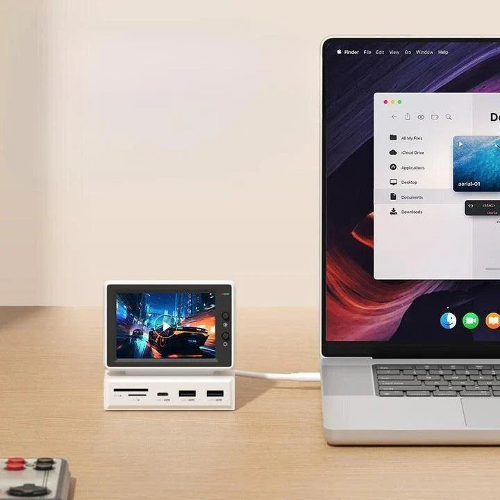 Compact 3.5-inch IPS display and USB-C hub for seamless connectivity and enhanced productivity