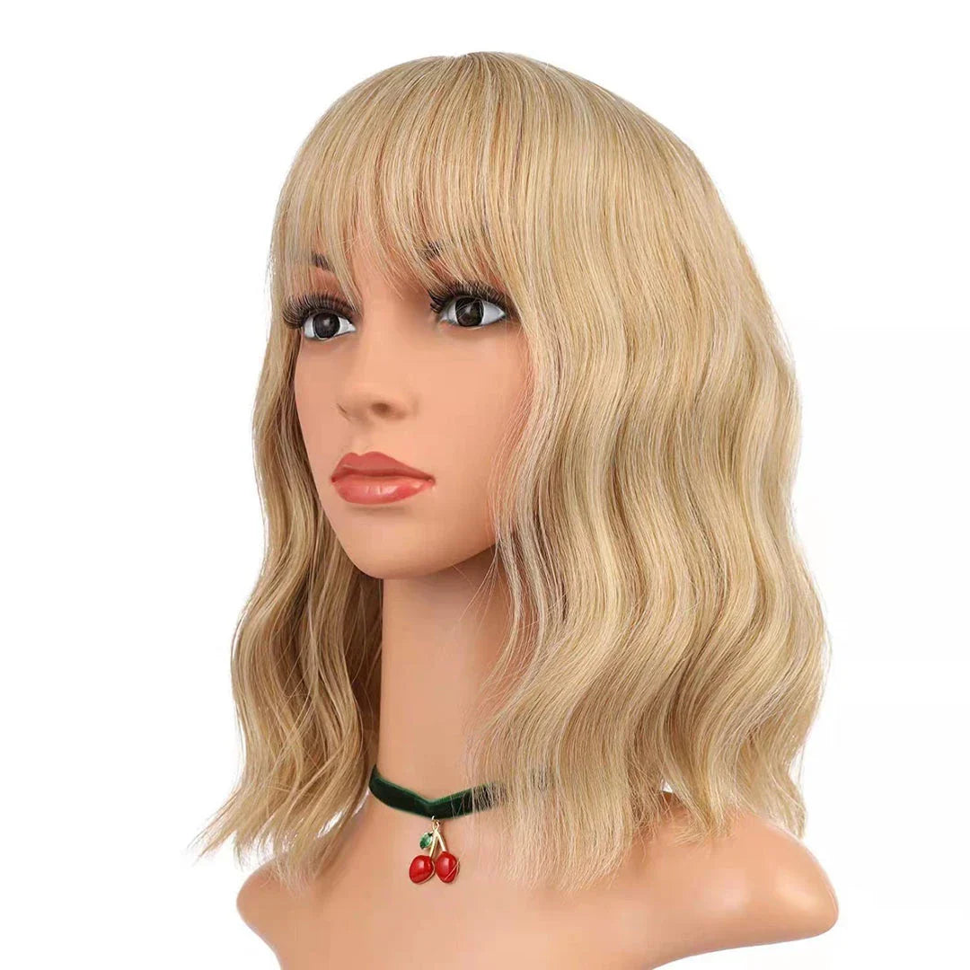 Stylish curly wig with wispy bangs in a variety of colors, perfect for adding a touch of glamour to any Kiwi look.