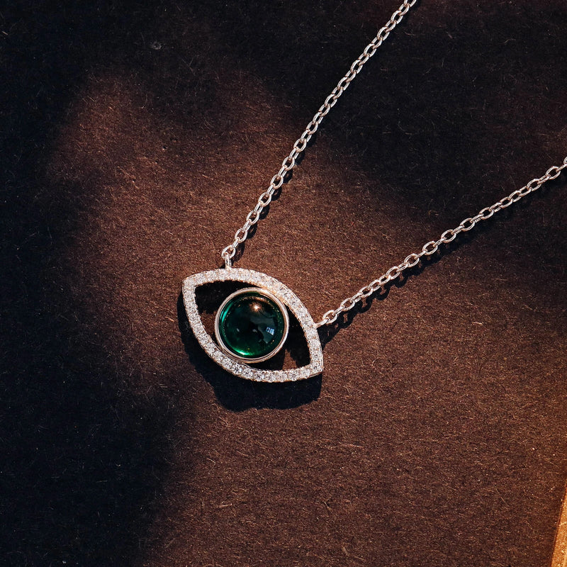 Shopfluxpro NZ Elegant Green Stone Necklace - The Perfect Kiwi Accessory