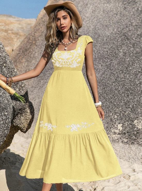 Stylish Bohemian Autumn & Winter Dress with Sleeveless Square Collar and Elegant Embroidered Details