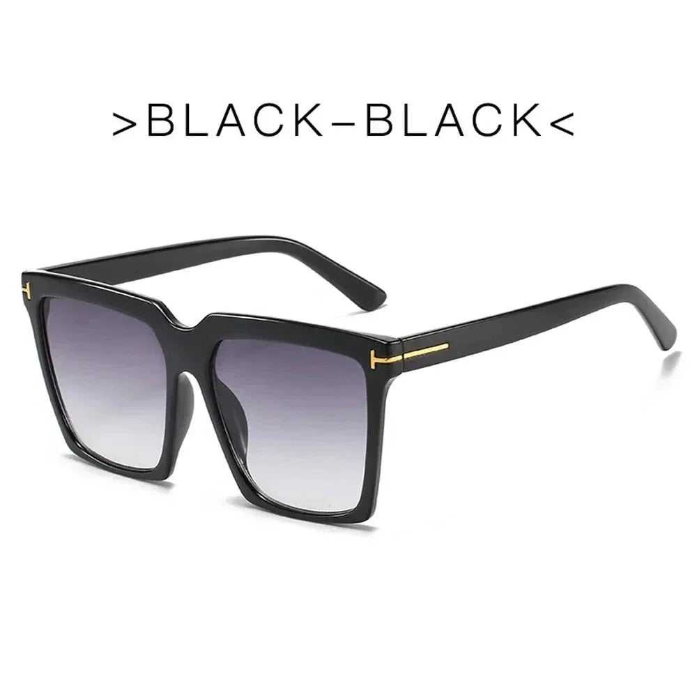 Chic oversized square sunglasses in black with gradient lenses for Kiwi women