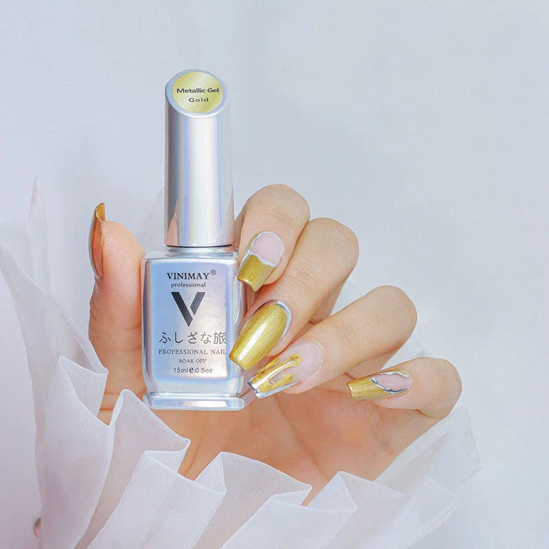 Trendha Metallic Mirror Silver Gel Nail Polish with a reflective, high-gloss finish that catches the light beautifully