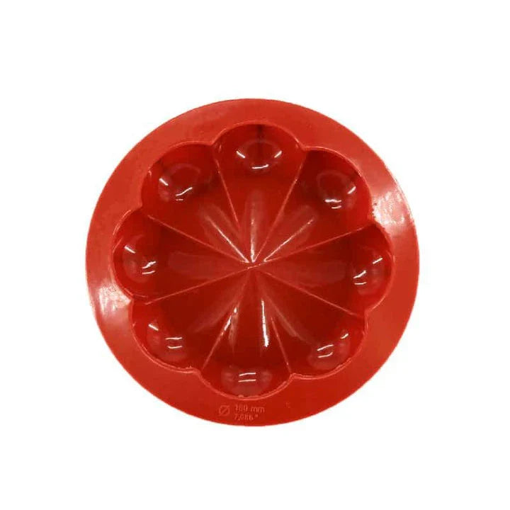 Versatile eco-friendly silicone cake mould with flower design for easy baking and beautiful cake presentations
