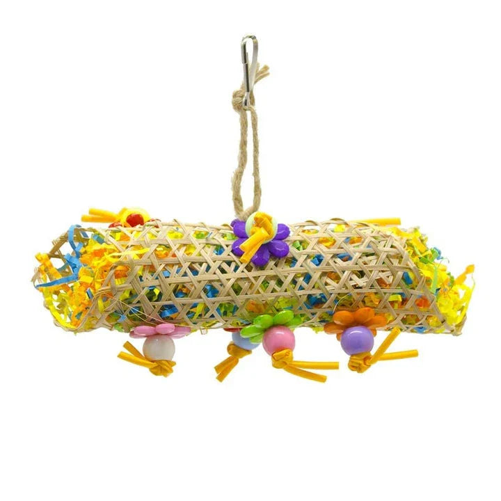 Trendha's eco-friendly, straw-based hanging toy designed to engage and entertain parrots with safe, natural play.