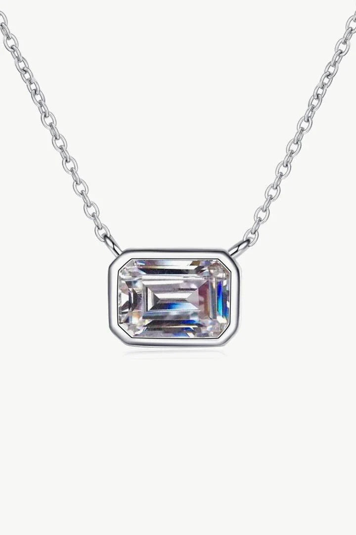 Stunning 1 carat moissanite pendant necklace in silver, featuring premium 925 sterling silver construction and rhodium plating